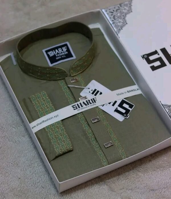 প্রিমিয়াম কোয়ালিটির এমব্রয়ডারি পাঞ্জাবি